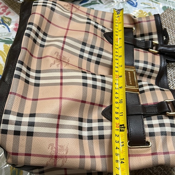 Burberry Tote bag with Sling Using good condition with dust bag - Picture 13 of 16